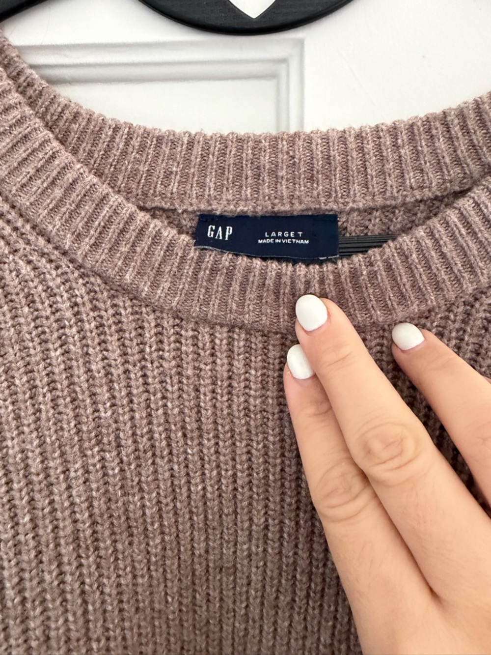 GAP Women's Ribbed Crewneck Sweater in Taupe
